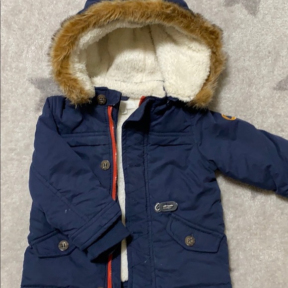 Beautiful jacket - Picture 2 of 6